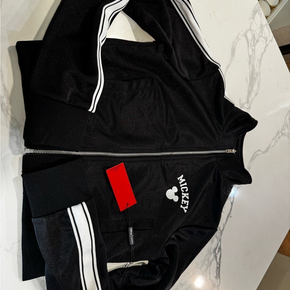 Forever 21 Disney X Mickey Mouse Black Tracksuit - Picture 7 of 7